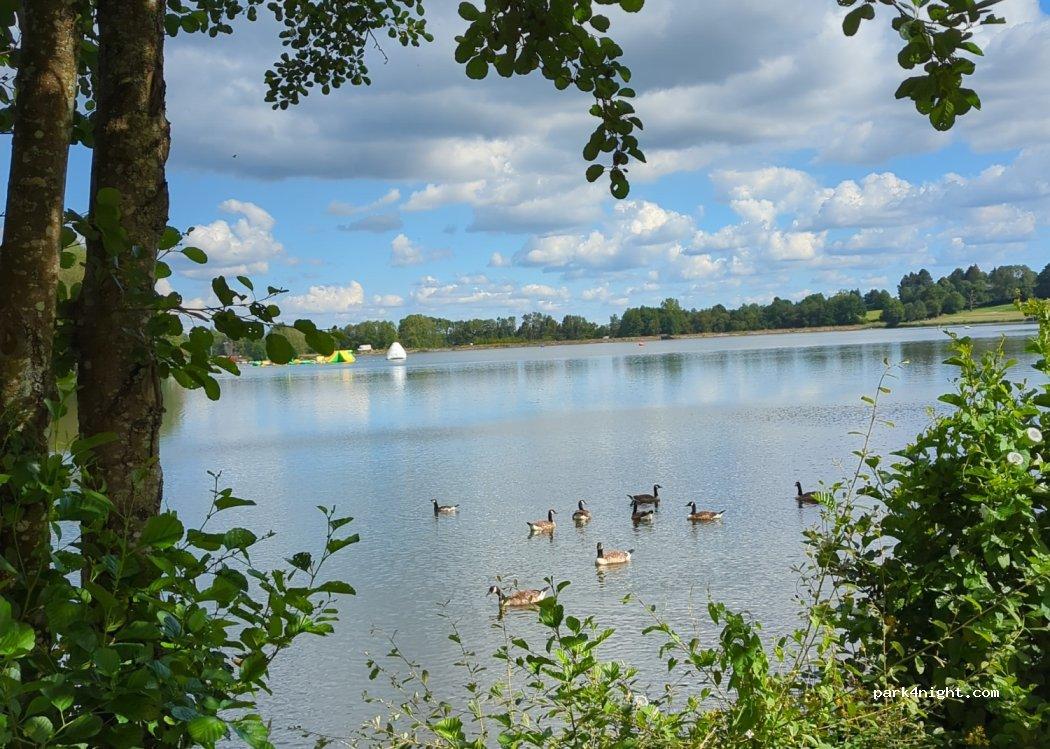 AirePark - Aire Communale de Camping-Cars La Ferté Macé - Foto 3