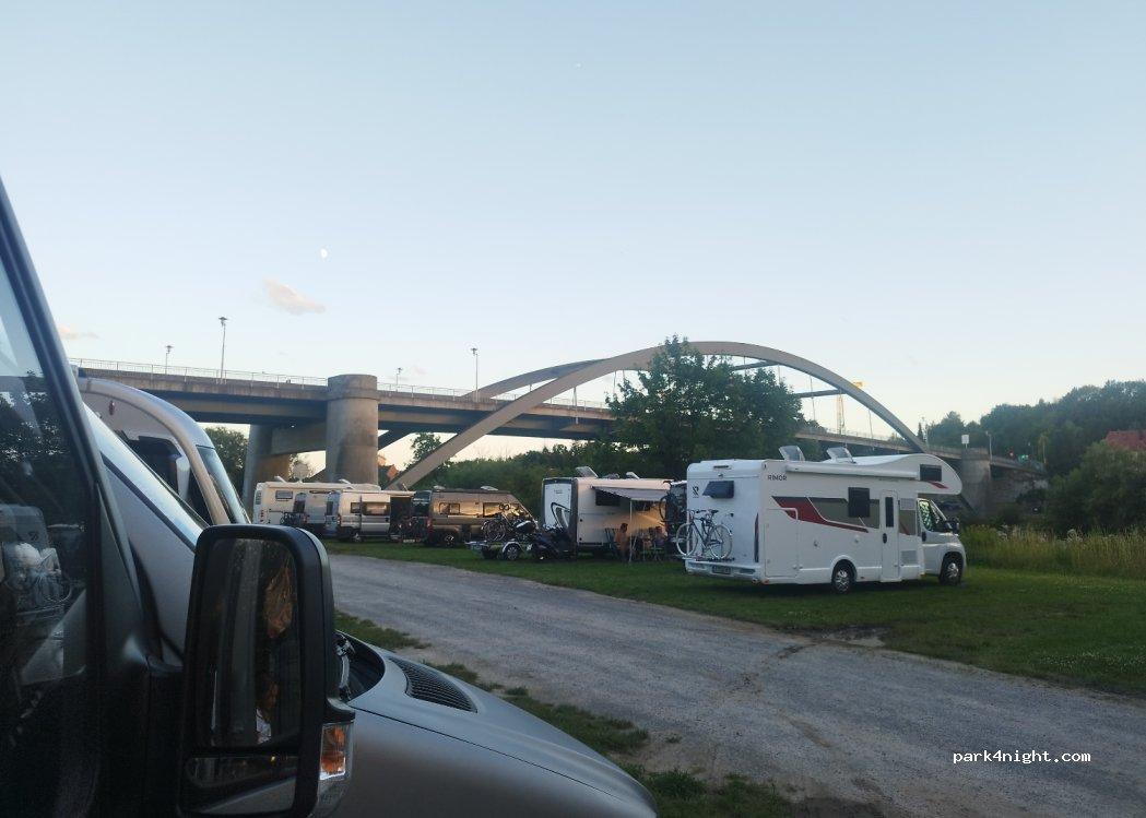 Wohnmobilstellplatz 97318 Kitzingen - Foto 4