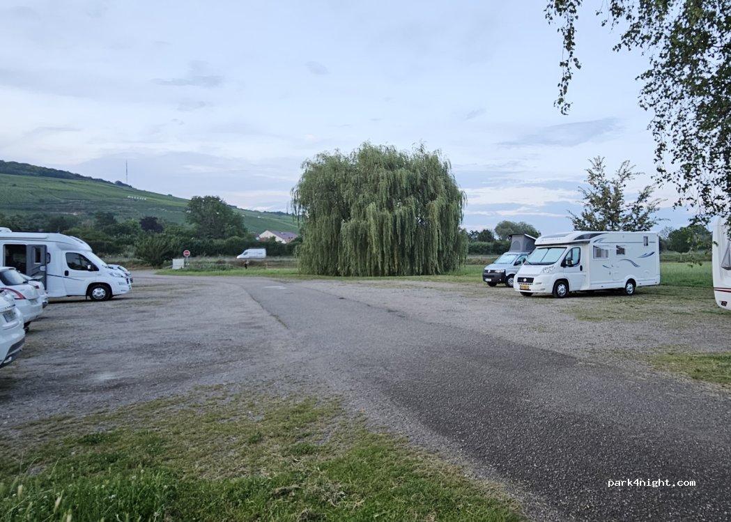 Wohnmobilstellplatz Weinverkostung - Foto 2