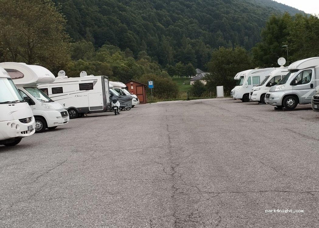 Area di sosta camper 33081 Aviano PN - Foto 3