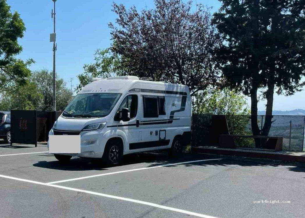 Area Sosta Camper 64049 Tossicia TE - Foto 6