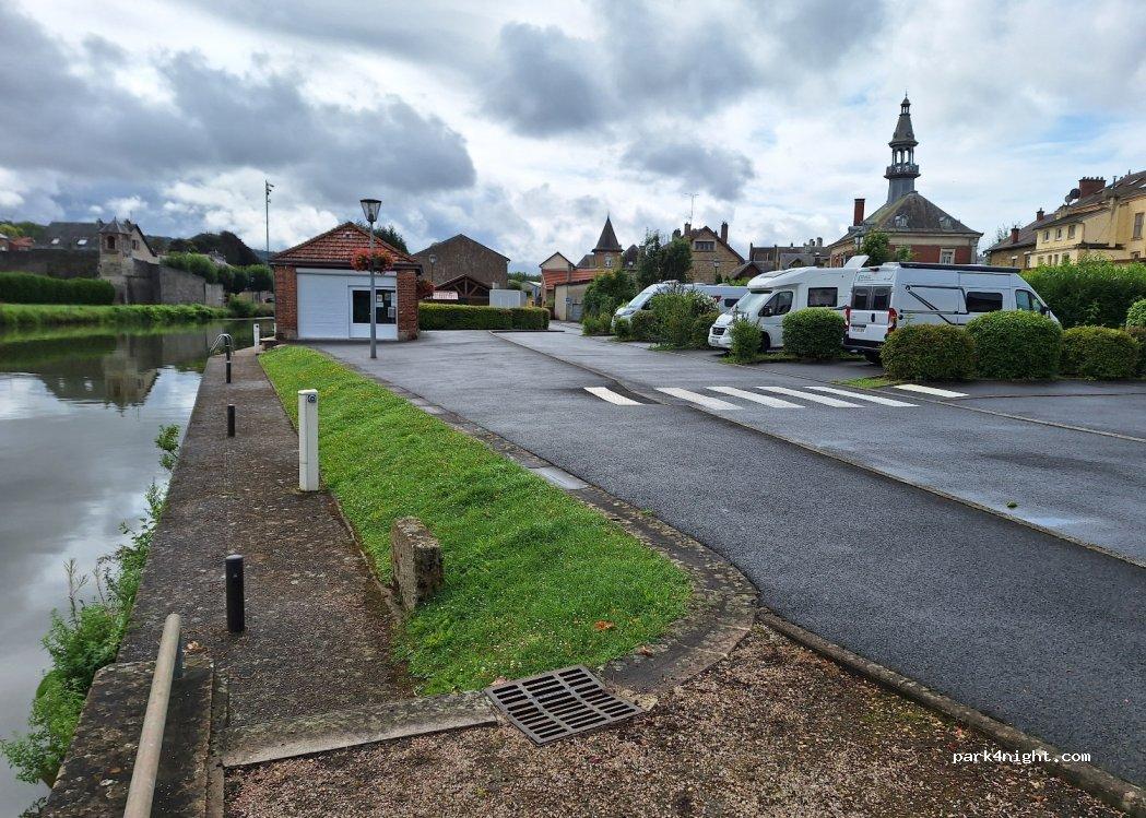 Mouzon Camperstop - Foto 2