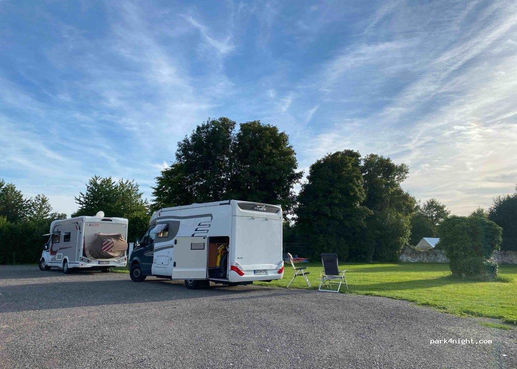 aire de services et stationnement camping cars - Foto 6