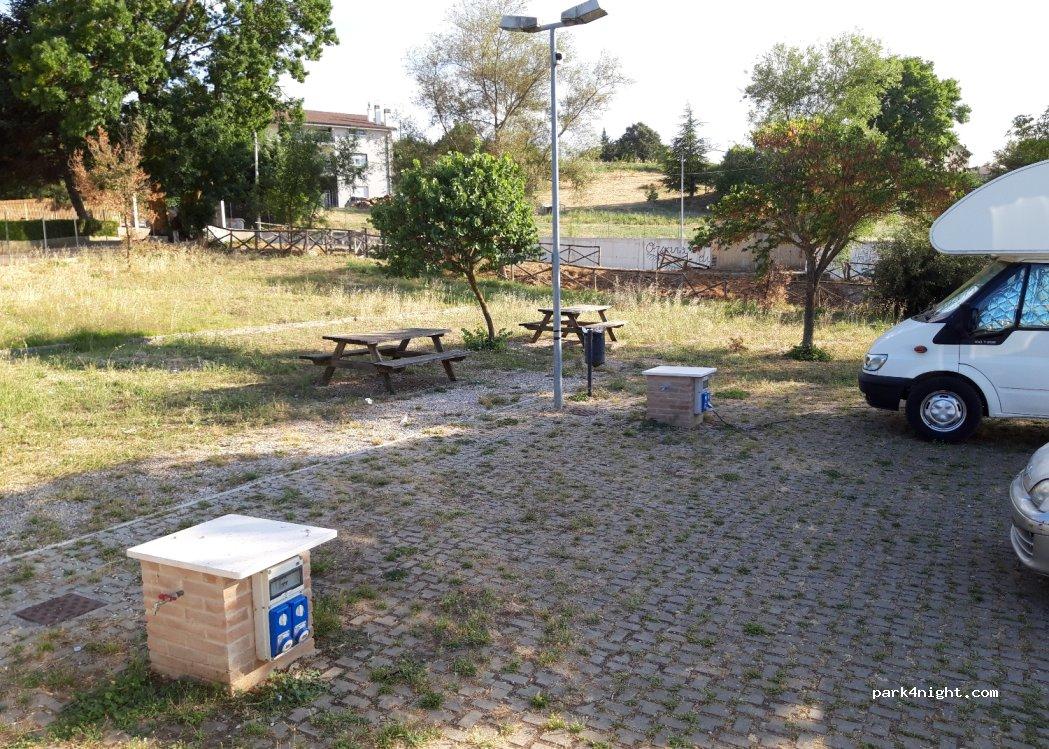 Area di sosta per camper 71027 Orsara di Puglia FG - Foto 3