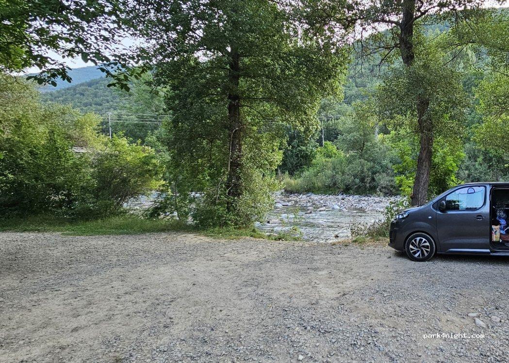 Parking Ordesa Pirineos | Autocaravanas, Campers y Furgonetas - Foto 6