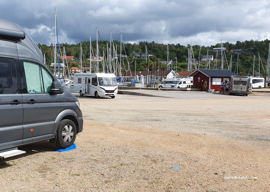 Henåns Ställplats - Foto 5