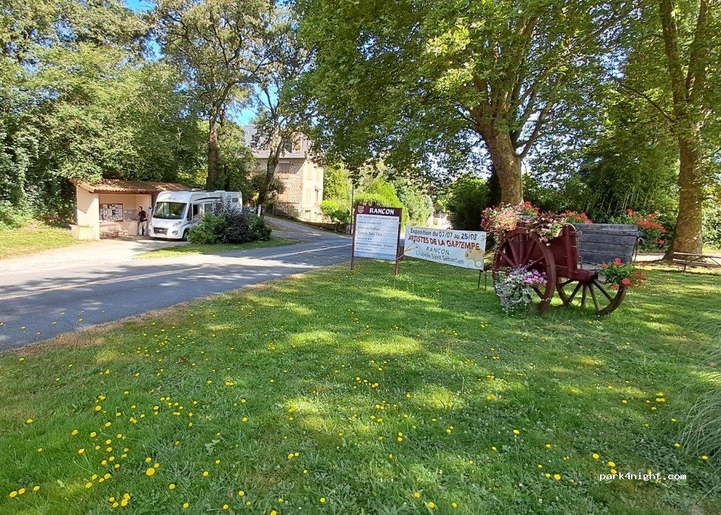 Aire de services gratuits pour camping-cars - Foto 6