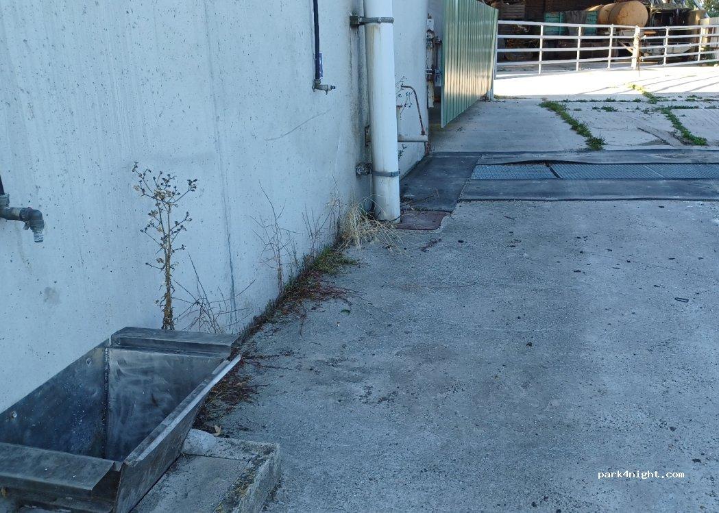 Aire de camping-car à la ferme - Foto 3