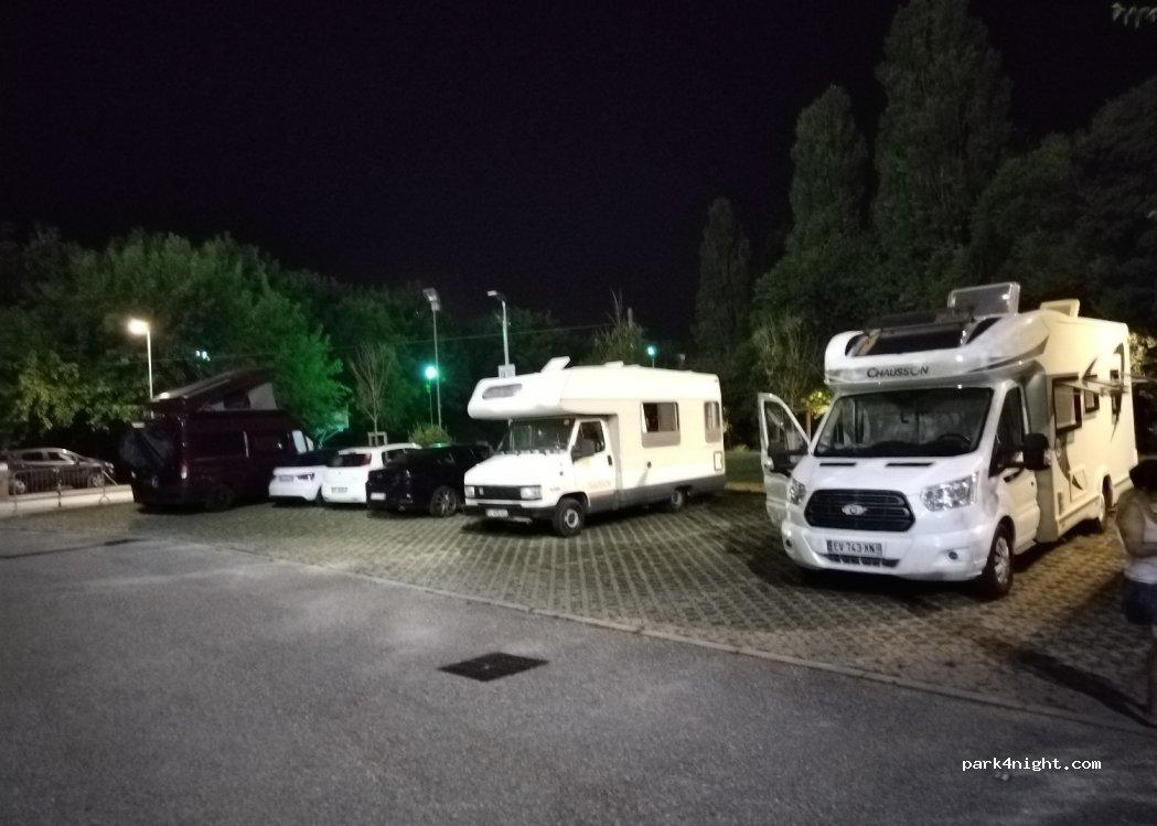 Area Sosta Camper 33042 Buttrio UD - Foto 4