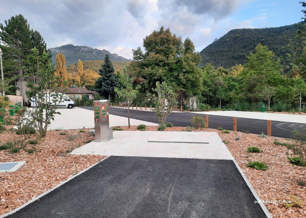 Aire Municipale de Stationnement et de Service Camping car - Foto 2