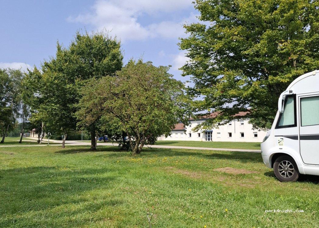 Aire de camping-cars confort Heudicourt - Foto 5