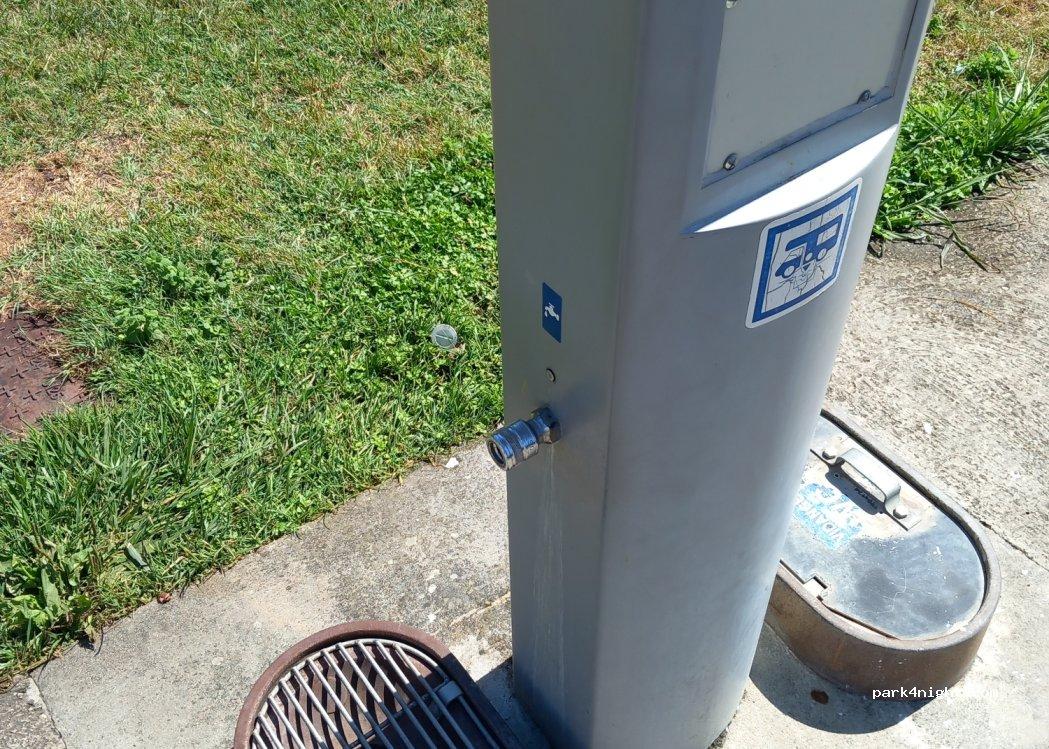 Aire de camping car Saint-Genis-de-Saintonge - Foto 3