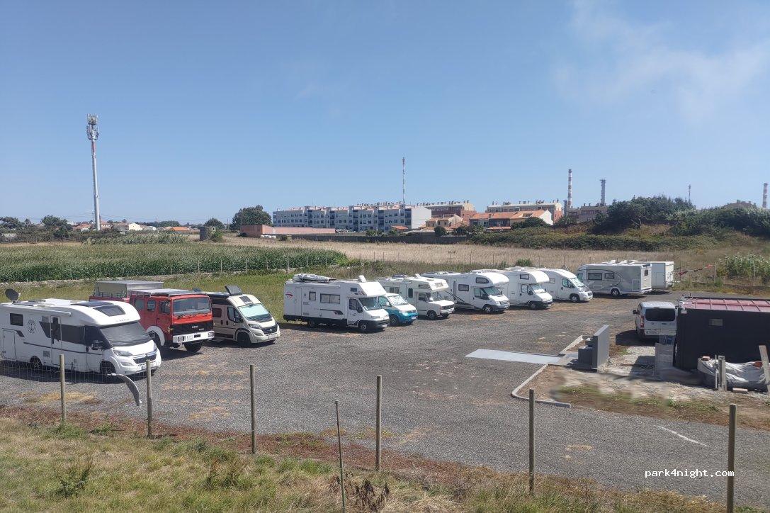 Este sitio es privado, solo socios - Foto 3