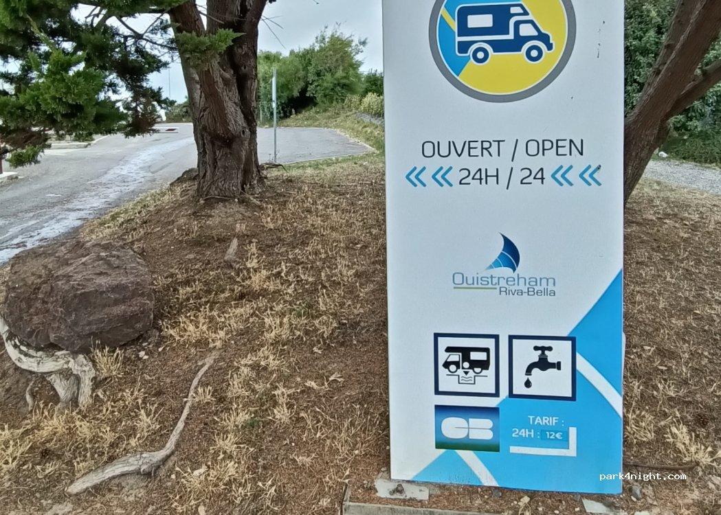Área Autocaravanas Ouistreham - Foto 4