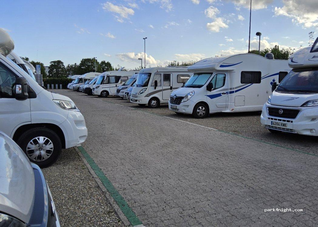 Parking space at Water Tower - Foto 3