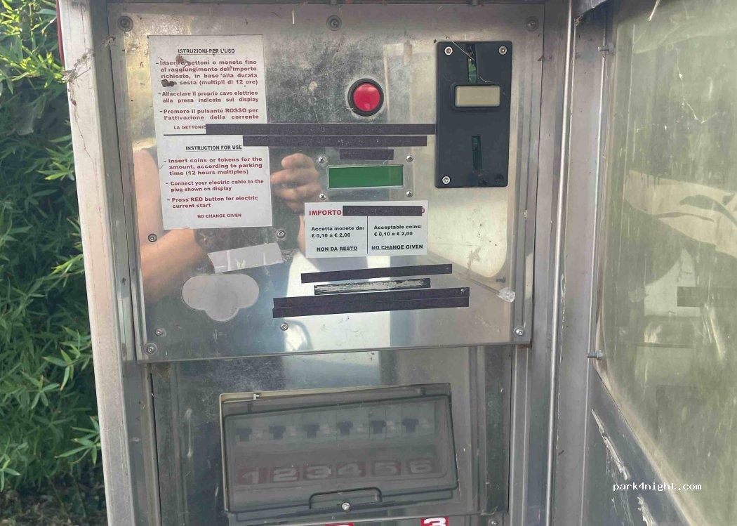 aire de service camping car 42016 Guastalla RE - Foto 6