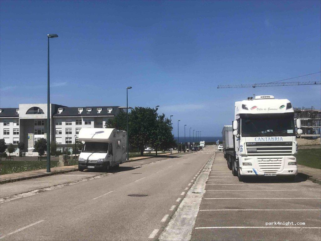 Aparcamiento autocaravanas Suances