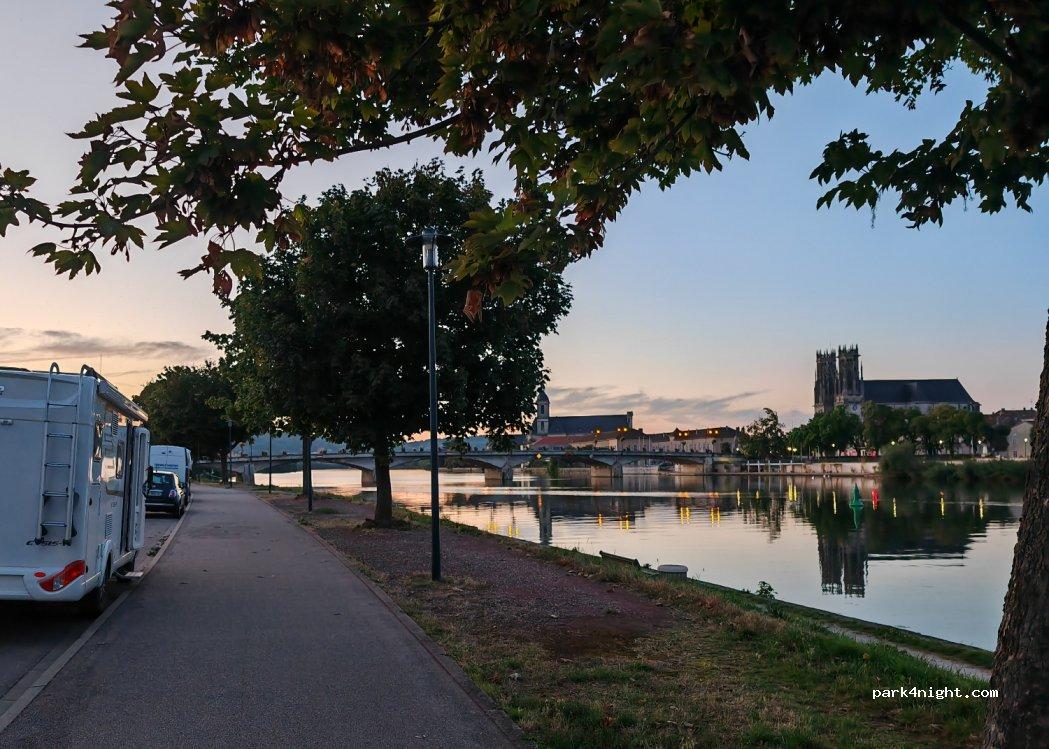 Pont-a-Mousson, Aire de Camping-car - Foto 6