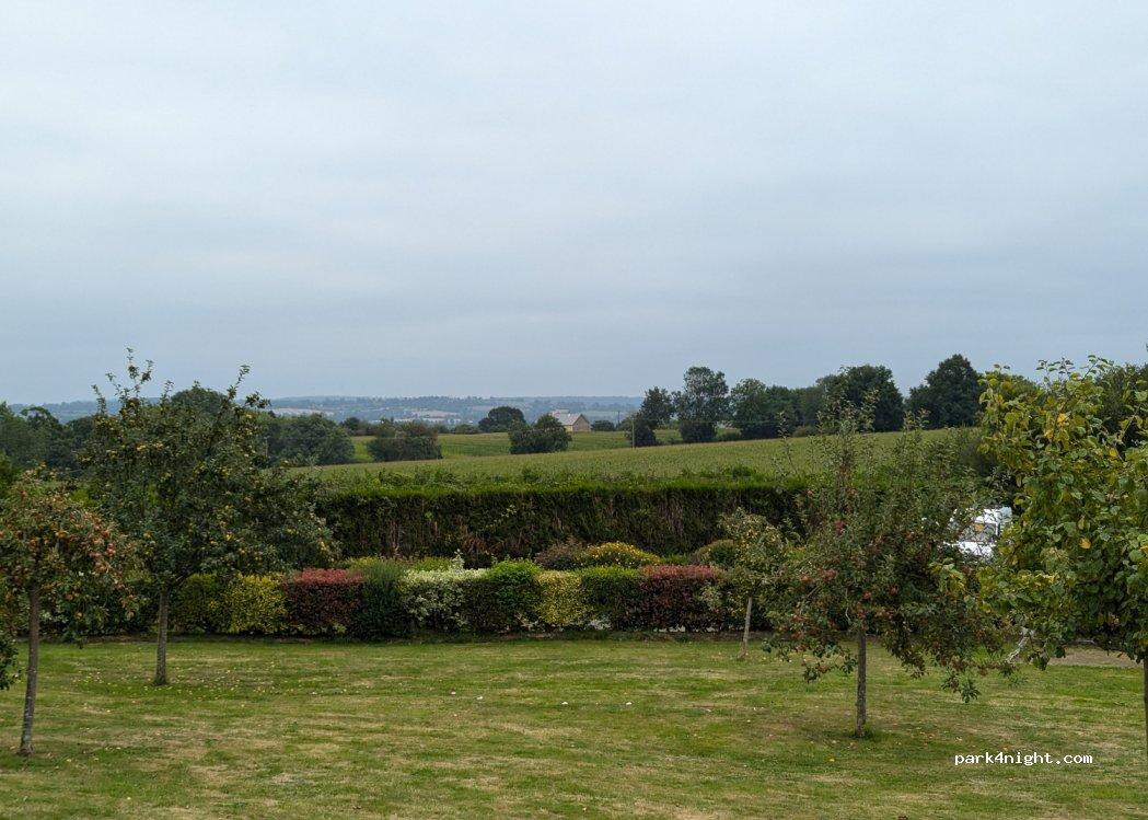 Aire Camping-cars Fervaches - Foto 4