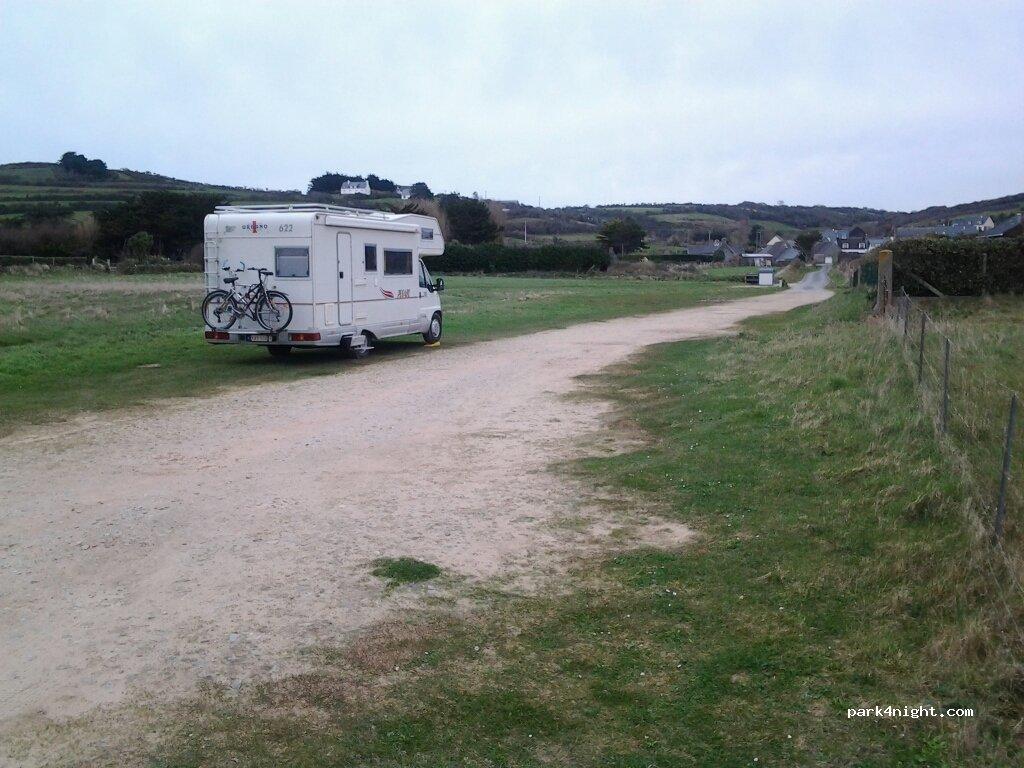 Aire de camping-car Surtainville