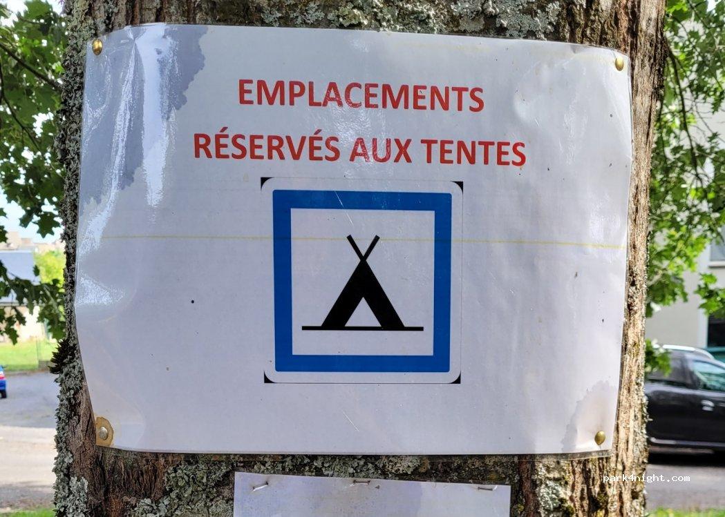 Aire Camping Car Municipal - Sauveterre de Rouergue - Foto 2