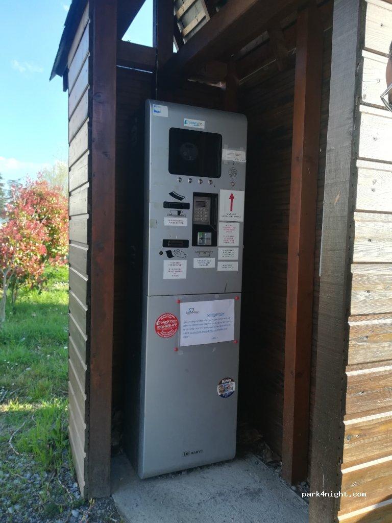 Aire pour camping-car Salies-de-Béarn [Réseau-AireServices] - Foto 4