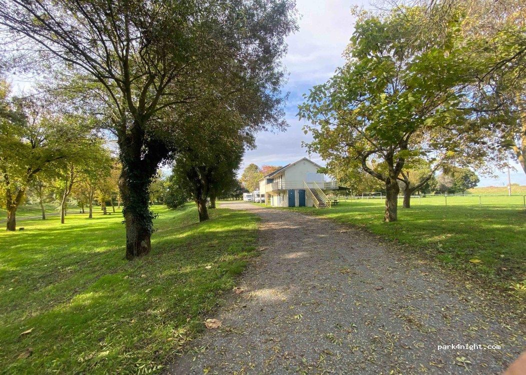 Aire CAMPING-CAR PARK de Villebernier - Foto 3