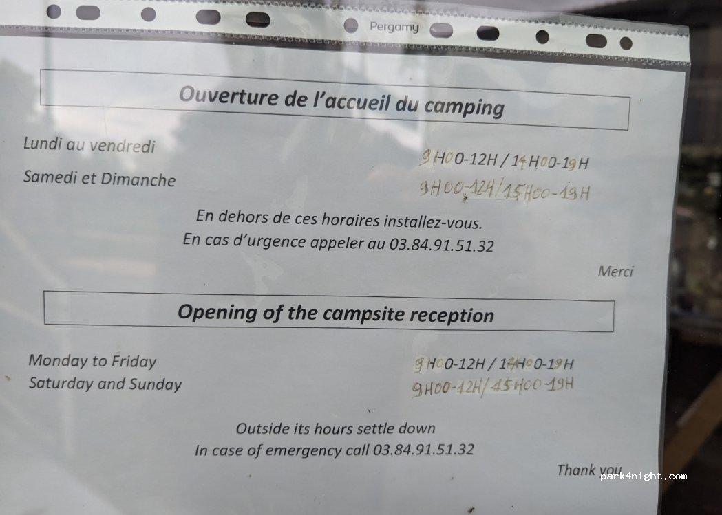 aire de services camping car 70170 Port-sur-Saône - Foto 5