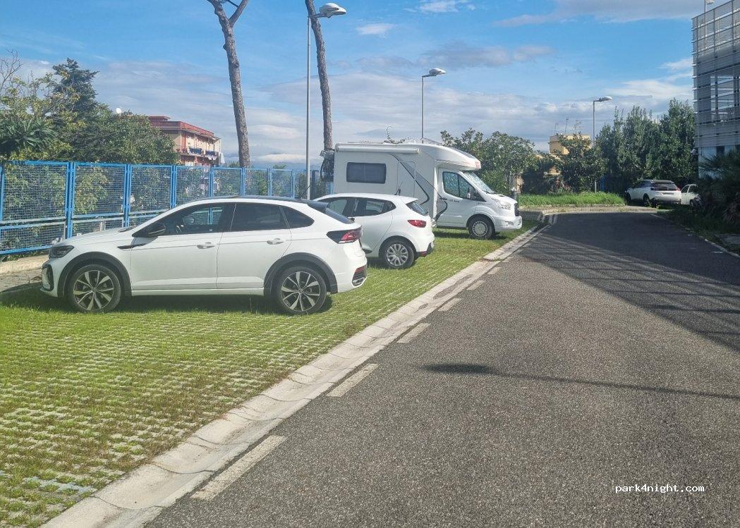 Area sosta Camper Napoli