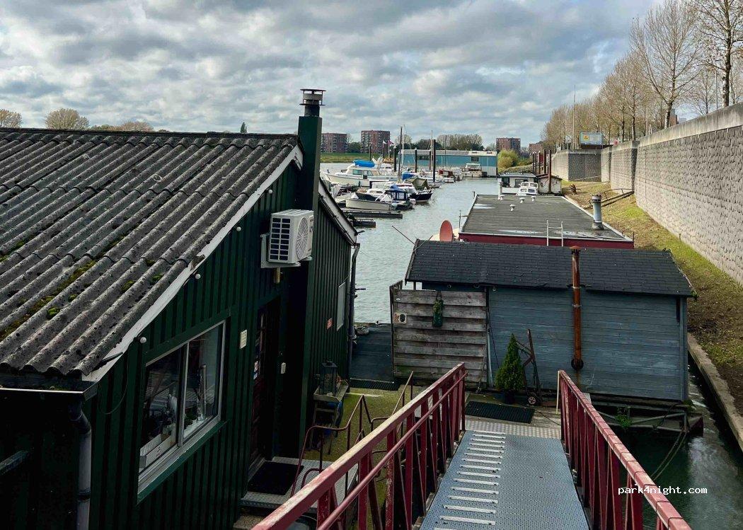 Camperplaats Arnhem - Foto 3