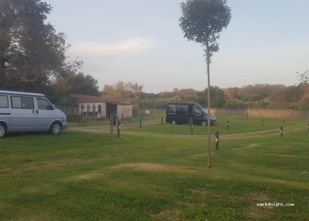 Apartadiño Camper Park - Foto 4