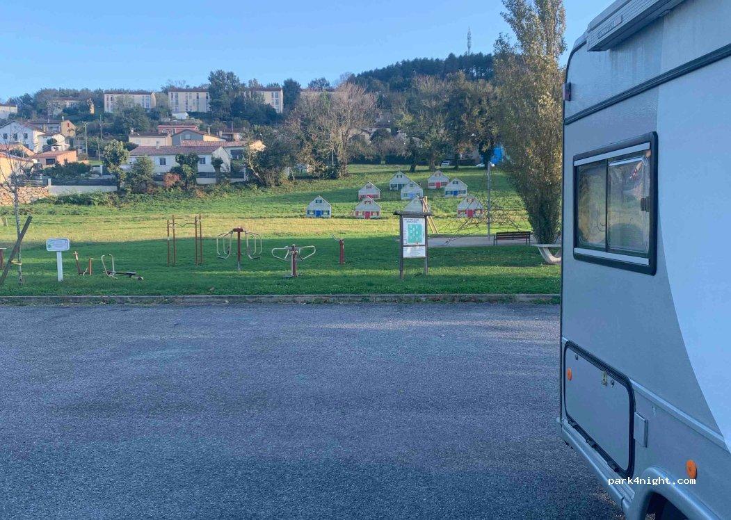 Aire camping-cars Pont de Larn - Foto 3