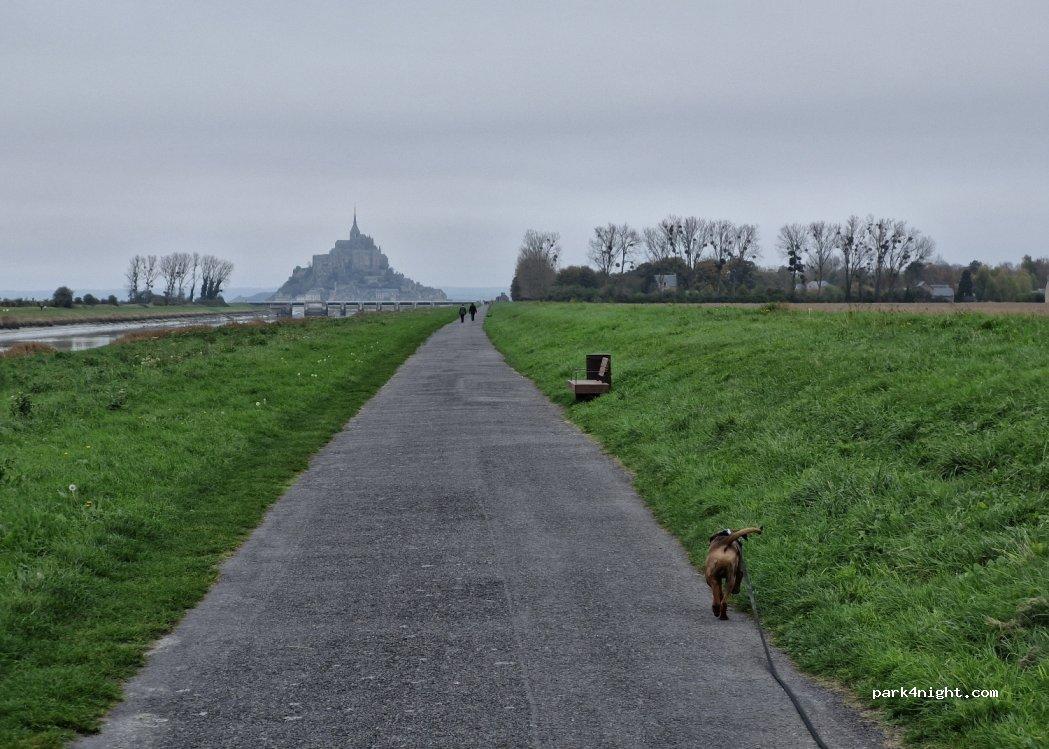 Aire de Camping Car Beauvoir - Mont Saint-Michel - Foto 7