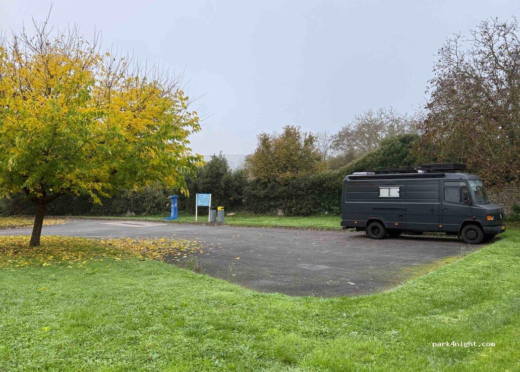 Aire de service camping-car 79800 Pamproux - Foto 2