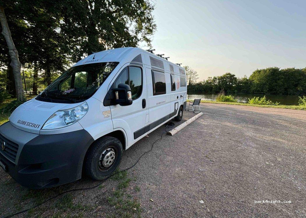 Aire de campingcars Gurgy - Foto 6