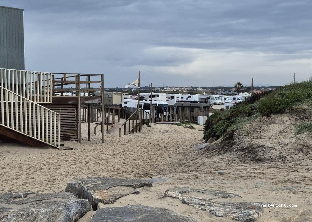 Parque de Caravanas/Autocaravanas - Vaga Splash - Foto 2