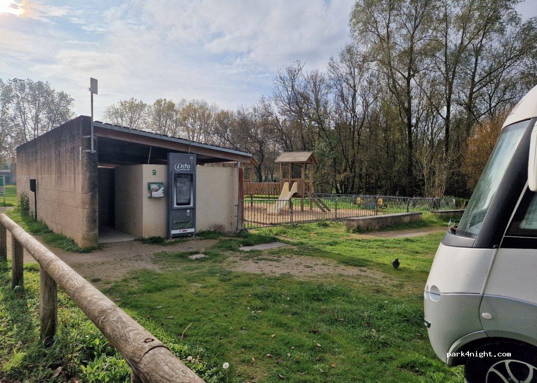 Aire de service camping-cars - Foto 5