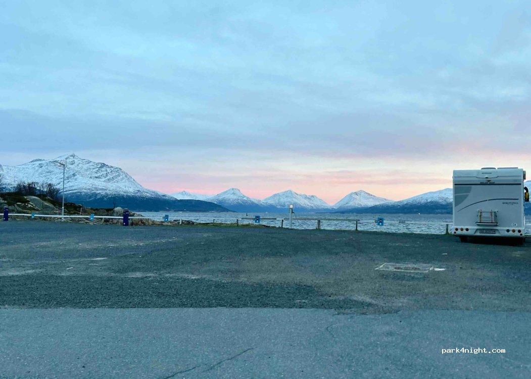 Lødingen Bobilcamp - Foto 4