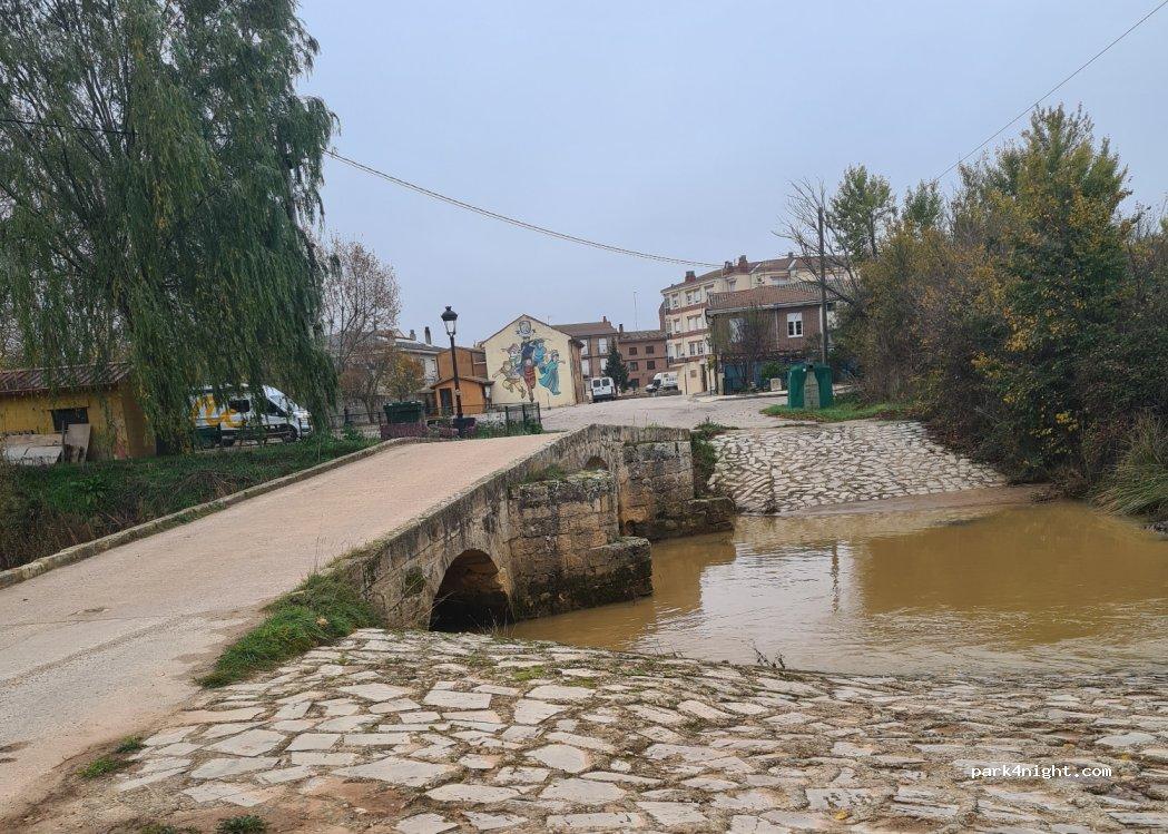 Área de autocaravanas de Villadiego - Foto 5