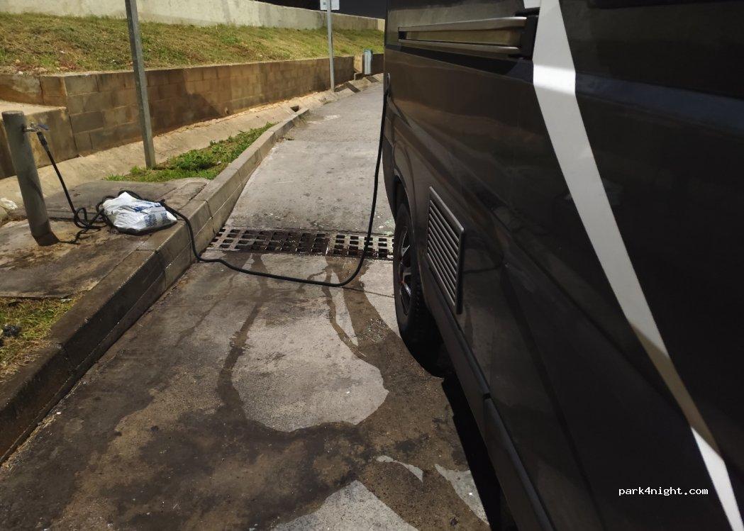 Parking Furgo Caravanas Santiga - Foto 3