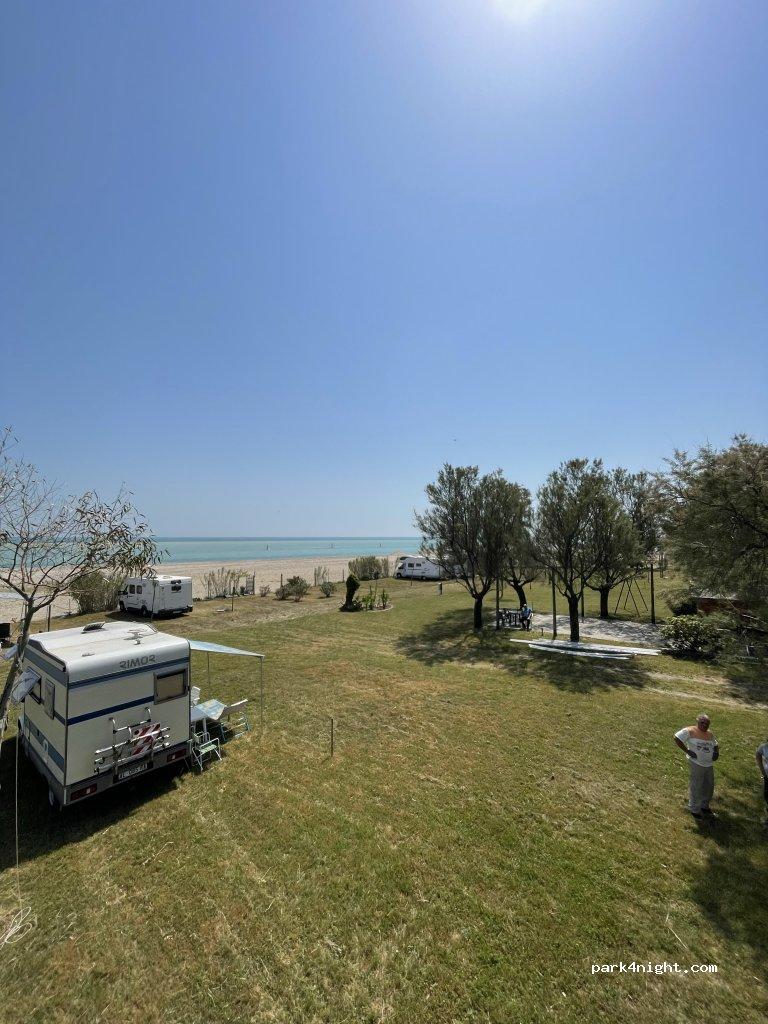 Area sosta camper Offida - Foto 6