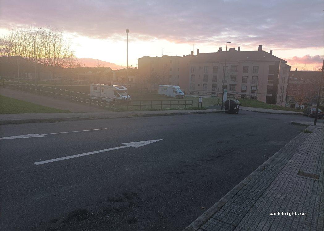 Área de autocaravanas de Lalín - Foto 4