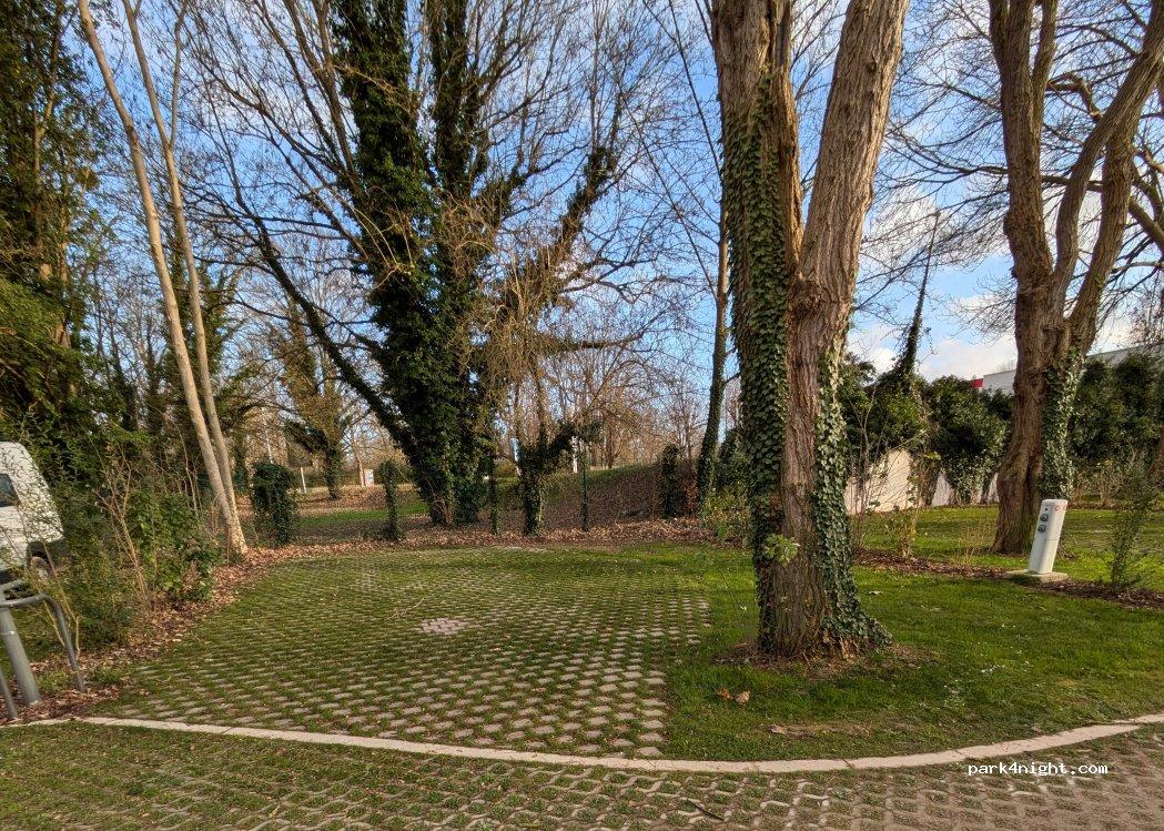 Aire de Camping-car Troyes La Champagne - Foto 6