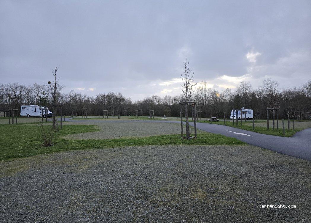 Aire de camping-car TALMONT-SAINT-HILAIRE(2) - Foto 6