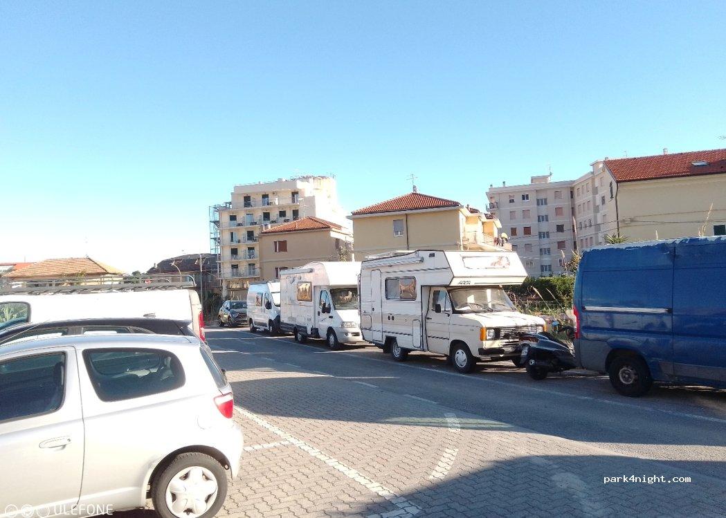 Camper Parking Area - The Stop - Loano - Foto 5