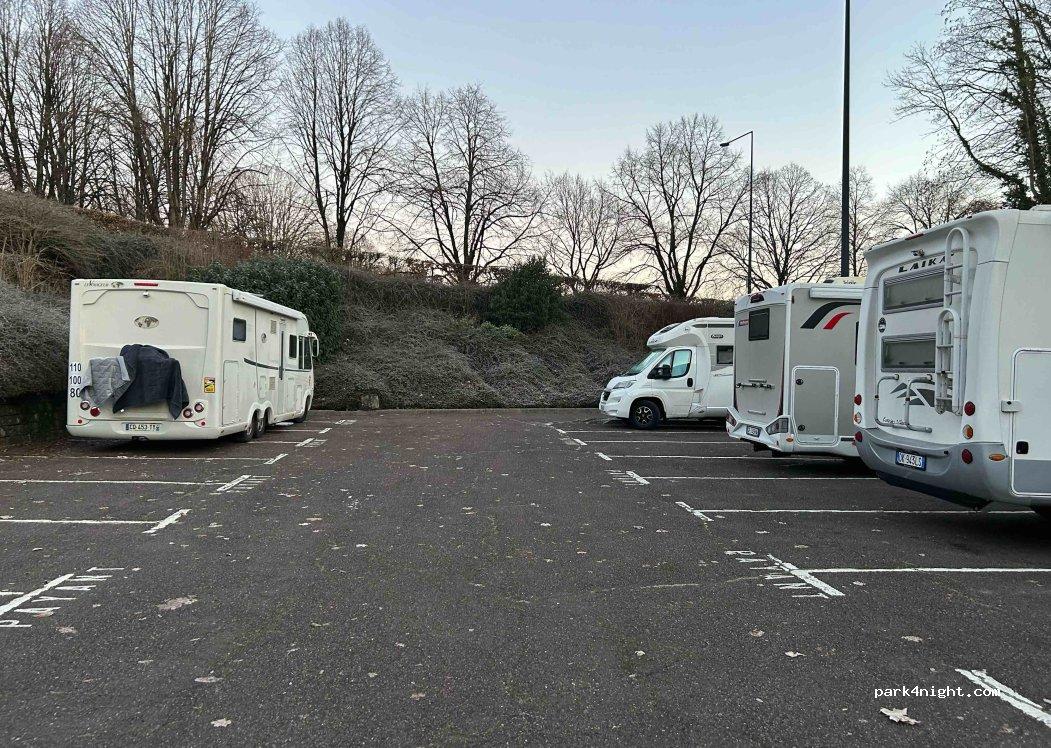 Parcheggio Voza Domenica E C. - Foto 3