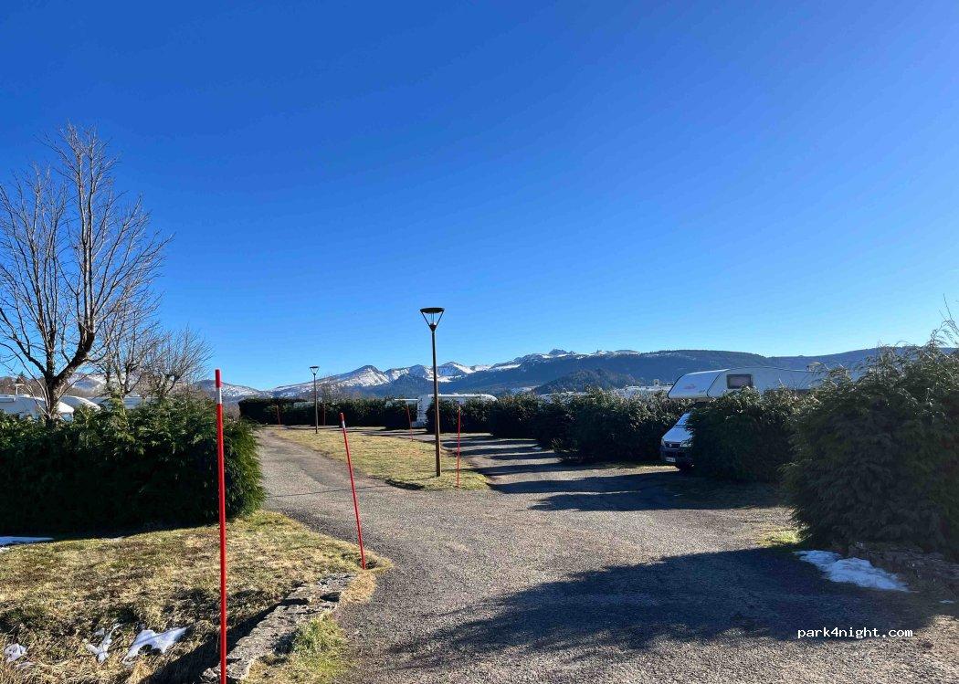 AIRE CAMPING-CAR PARK de MURAT LE QUAIRE - Foto 3