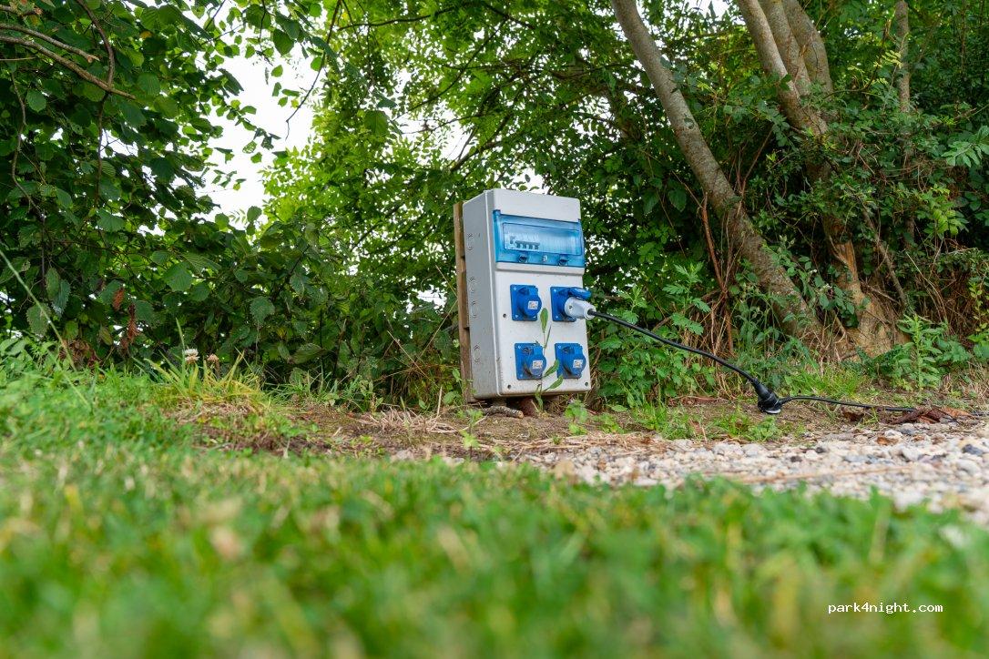 Aire de Camping car Bassard - Foto 7