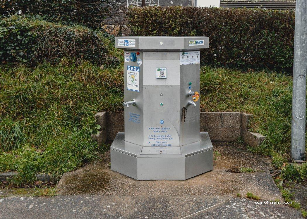 Aire Camping Car - Gréville-Hague [AireServices] - Foto 4