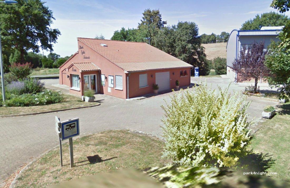 AIRE DE SERVICES ET STATIONNEMENT CAMPING CAR 81120 Mont-Roc - Foto 6